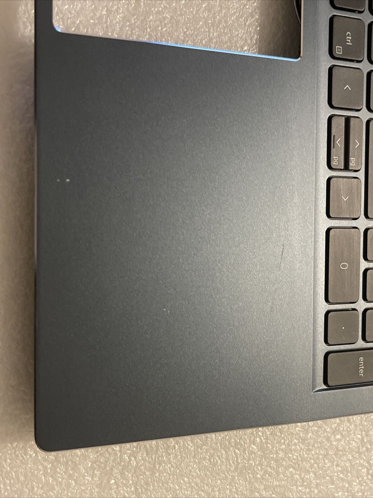 Dell Inspiron 16 Plus 7610 Laptop Palmrest US/EN Keyboard 0YRKJM H3P4 Dented