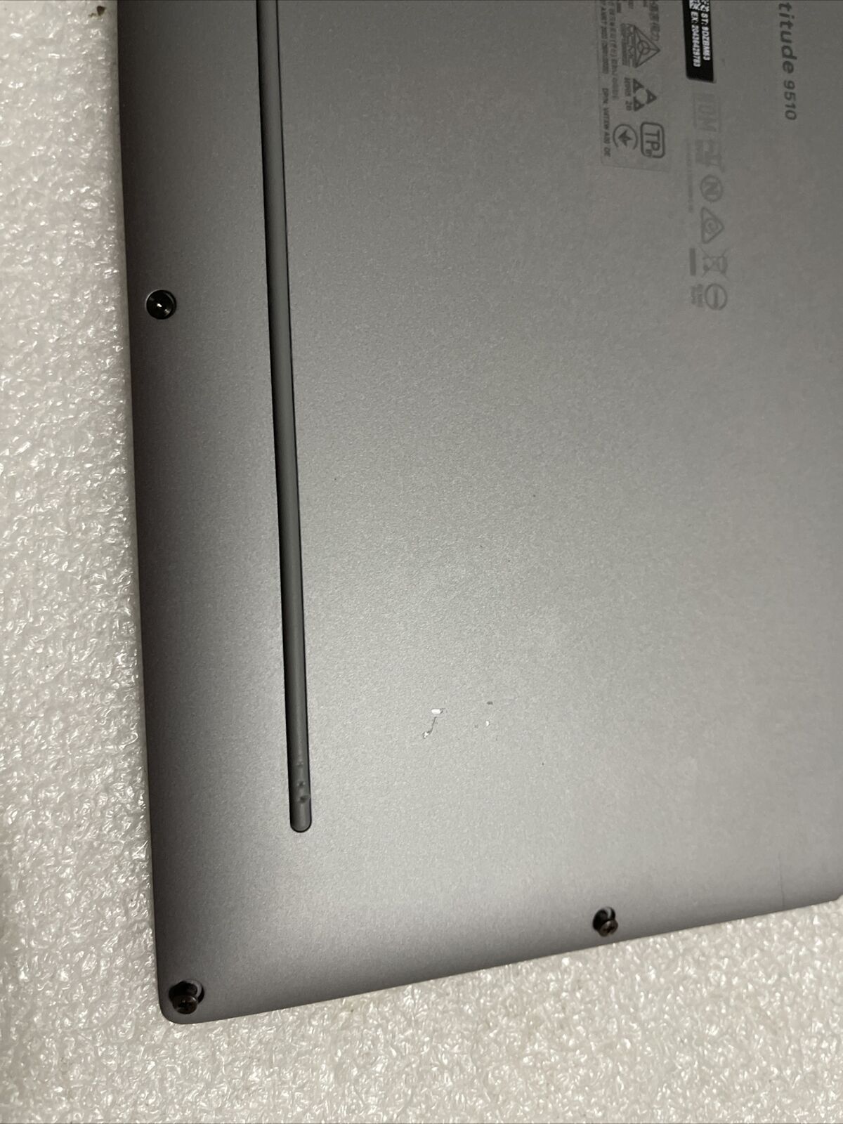 Genuine Dell Latitude 9510 E9510 Bottom Cover Lower Case 086P2Y 86P2Y C3