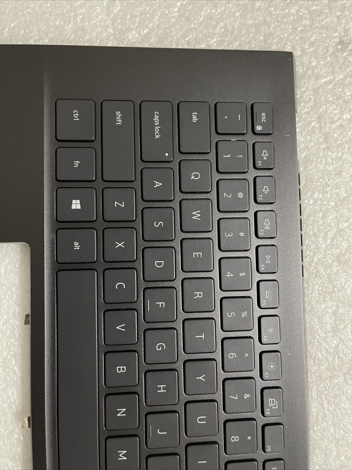 Dell Vostro V5401 5401 Laptop Palmrest English Backlit Keyboard DY5HN SP D5