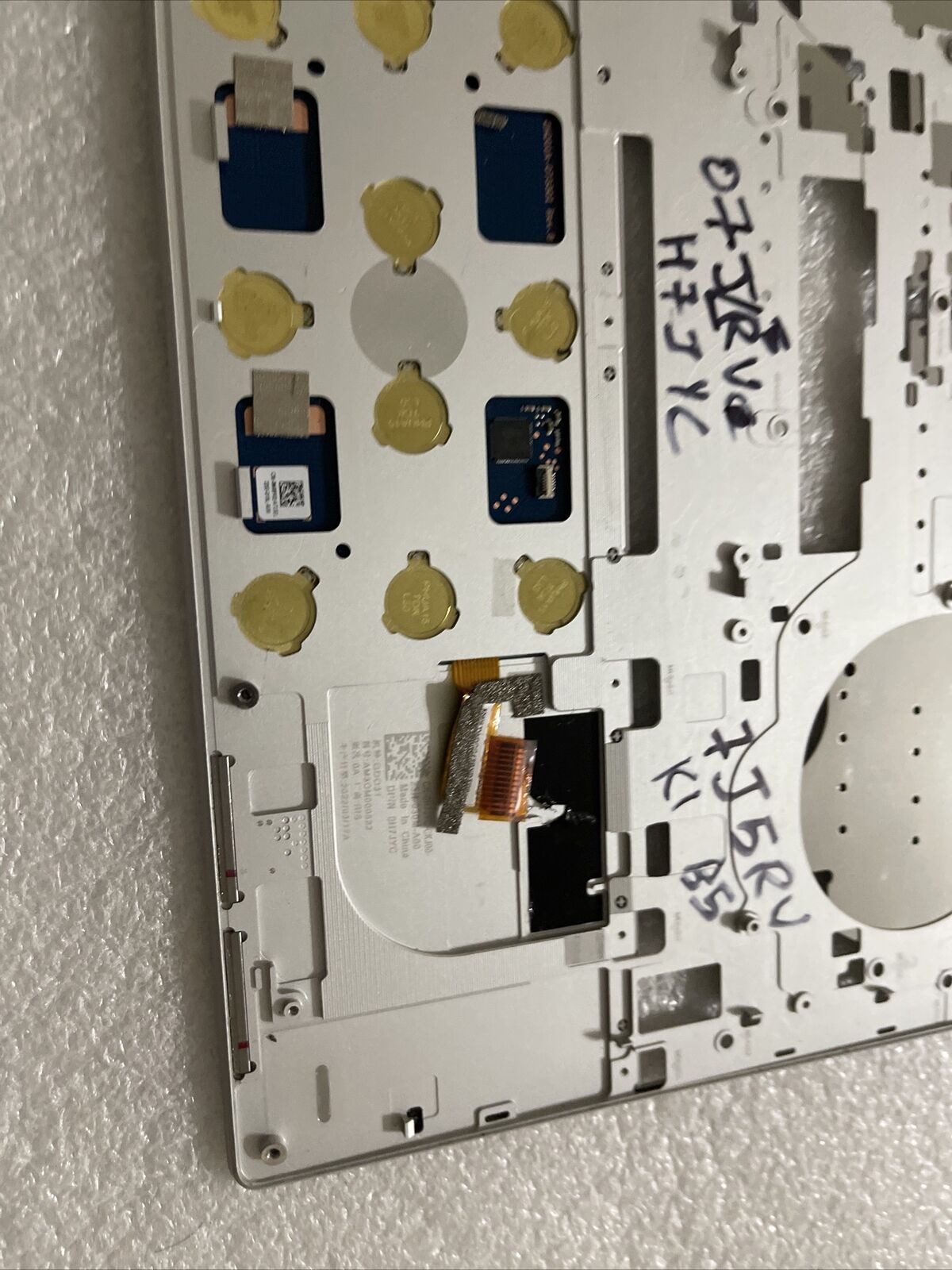 Dell OEM XPS 9320 Palmrest Touchpad Assembly  H7JYC 7J5RV 07J5RV K1 B5 Grade B