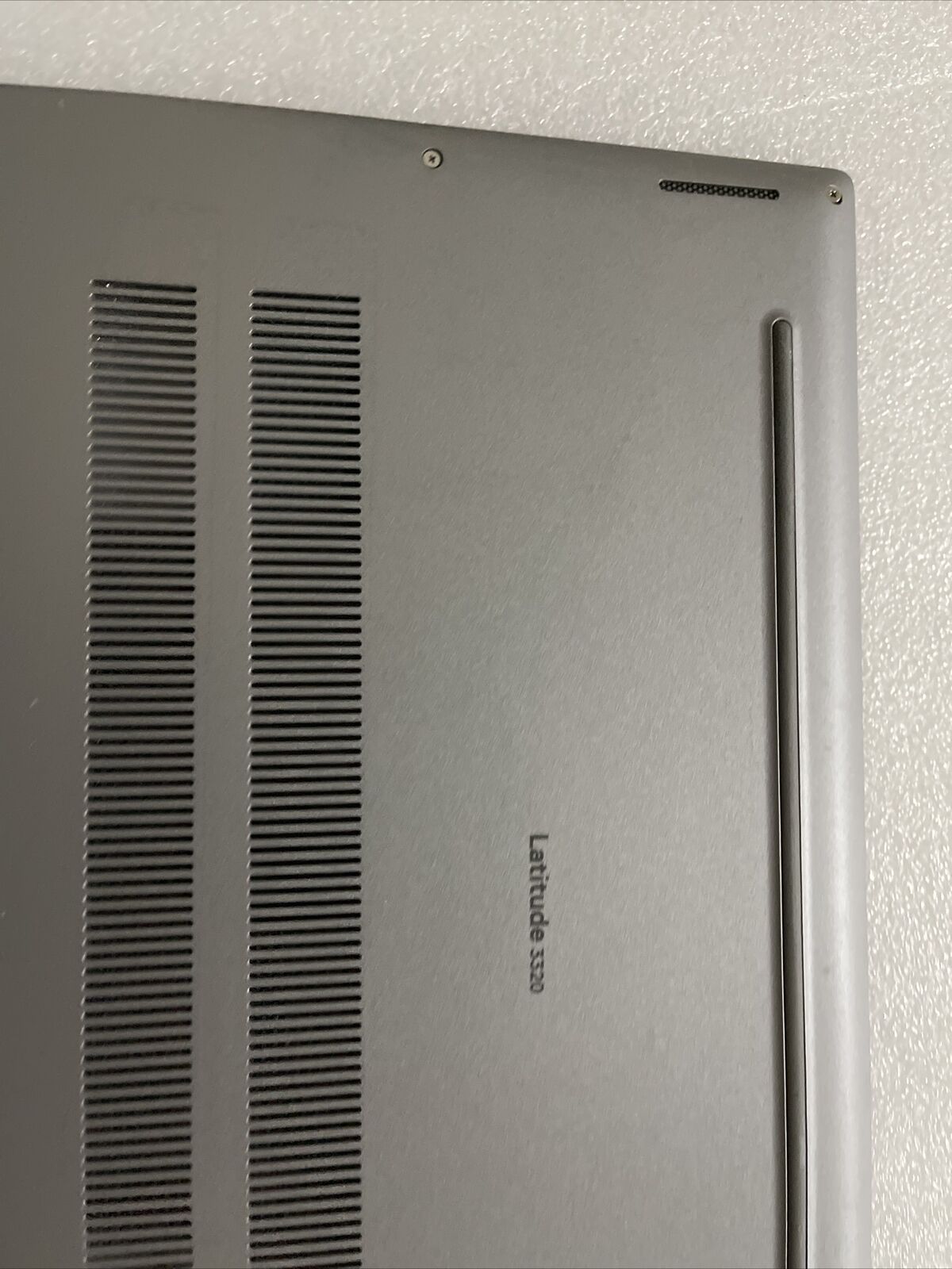 Genuine Dell Latitude 3320 Laptop Bottom Base Case Cover DD95V 0DD95V H1 C1