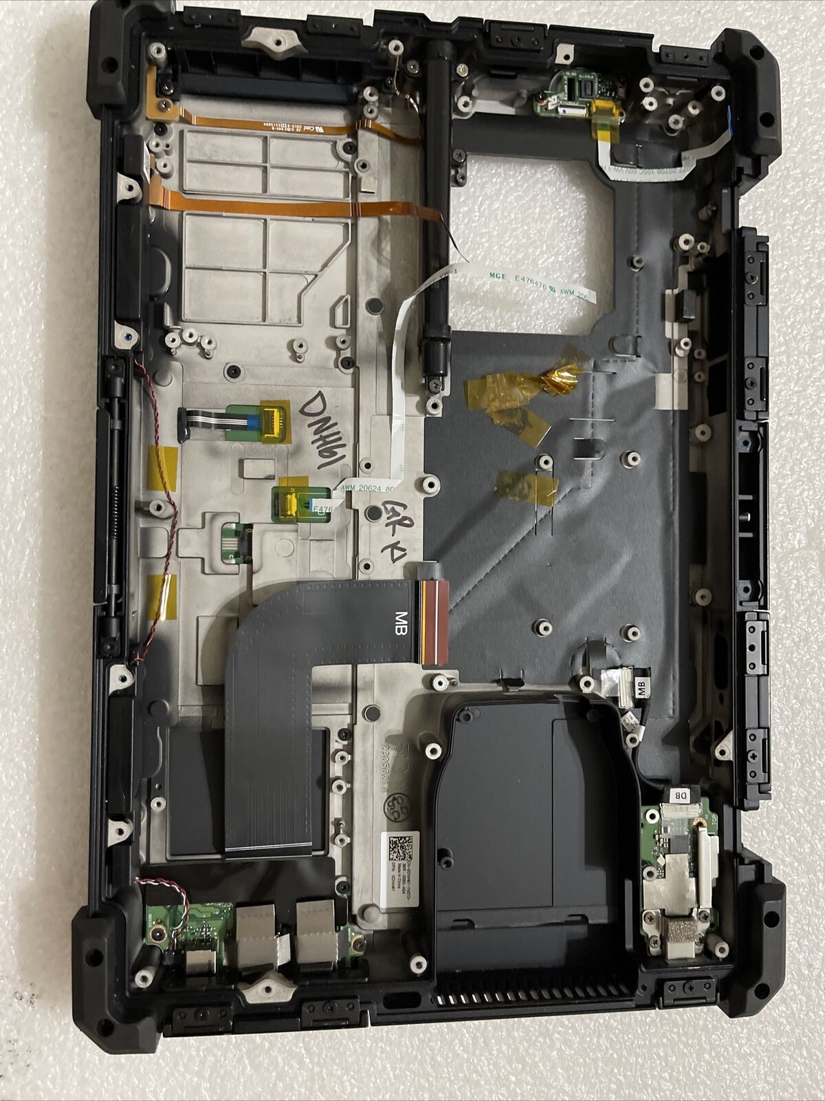 Dell Latitude Rugged Palmrest Touchpad Black 527 A01 02JH89 TYTR8 DNH61 GR K1