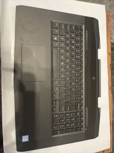 Genuine Dell Alienware M17 Laptop Palmrest Top Cover Assembly GYGKG 0GYGKG P4 T2