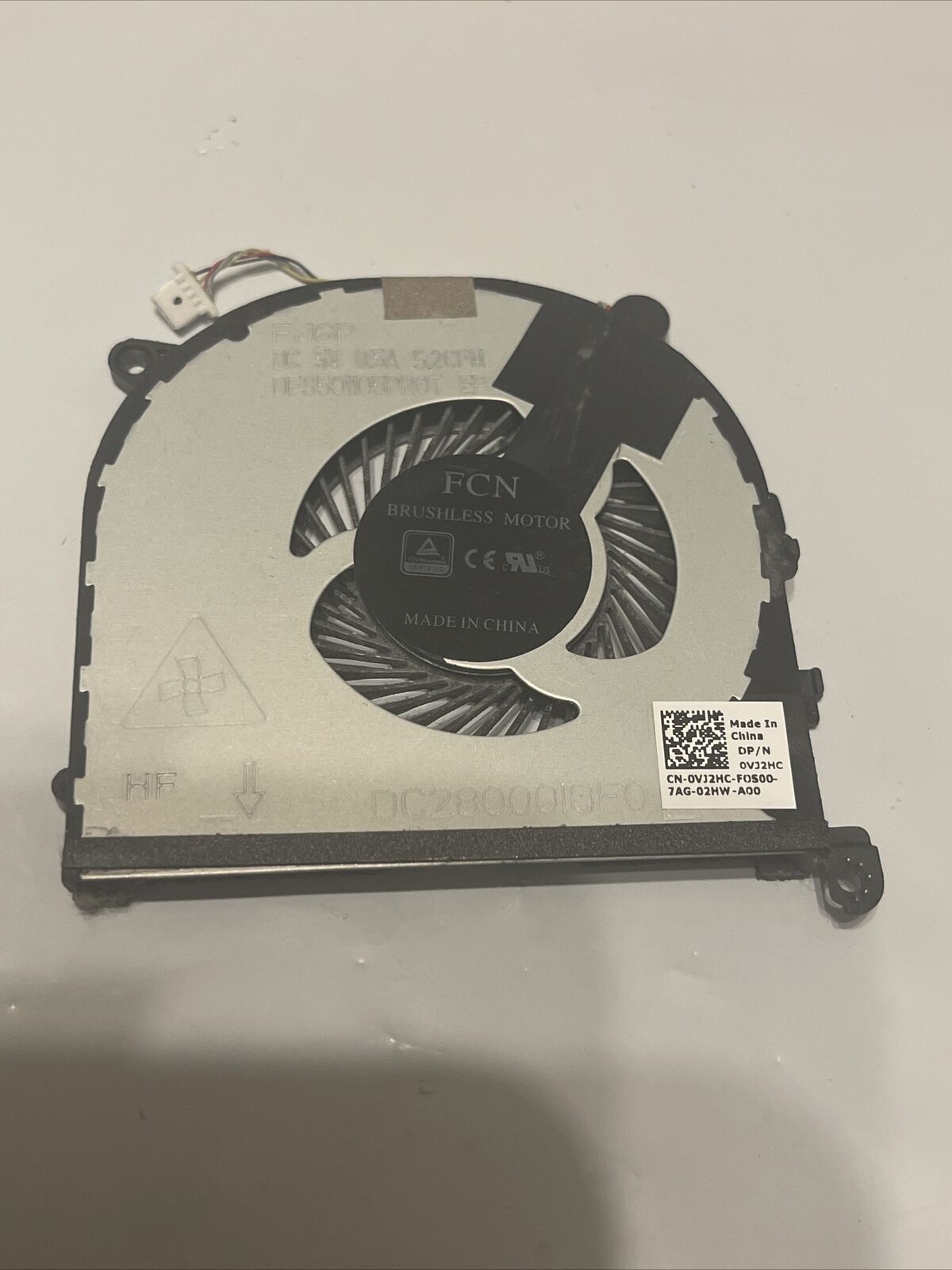 DELL XPS 15 9560 P56F CPU Cooling Fan DC28000IQF0 VJ2HC VJ2HC