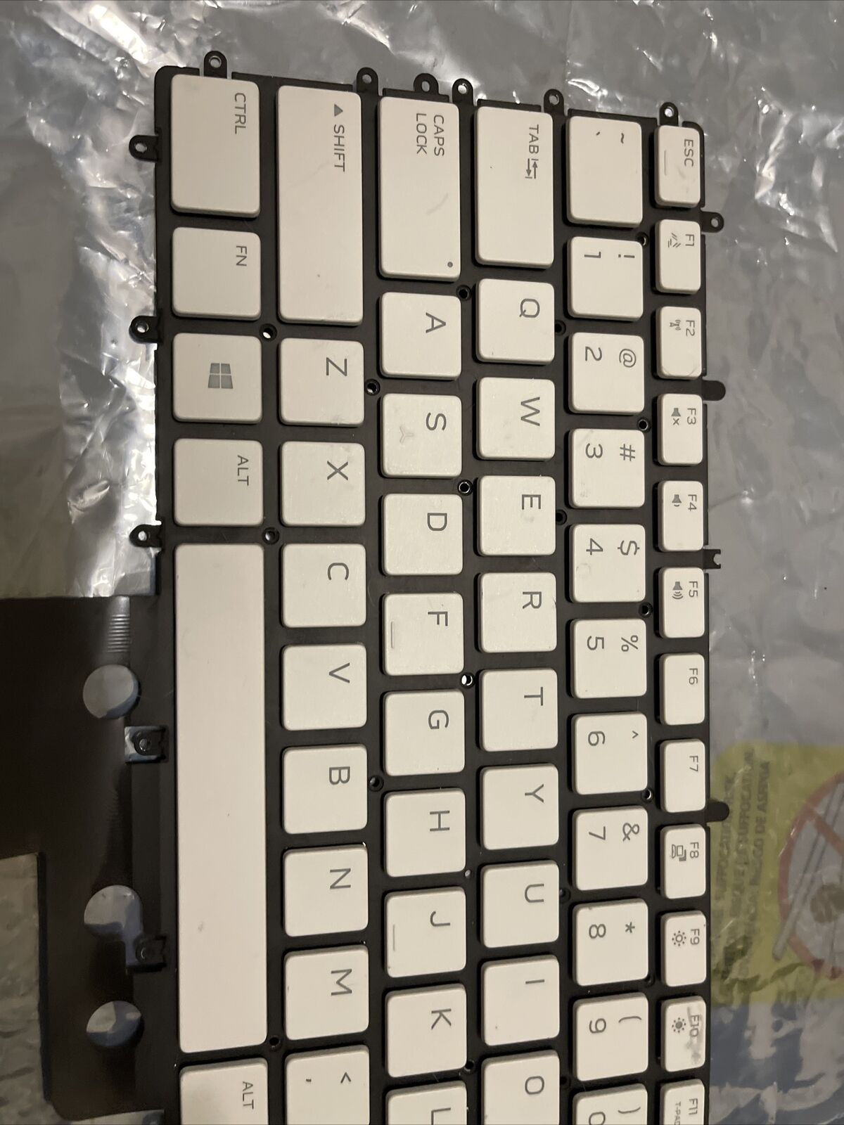Genuine OEM Dell Alienware M15 R2 2019 Lunar Light RGB Laptop Keyboard Y79F6