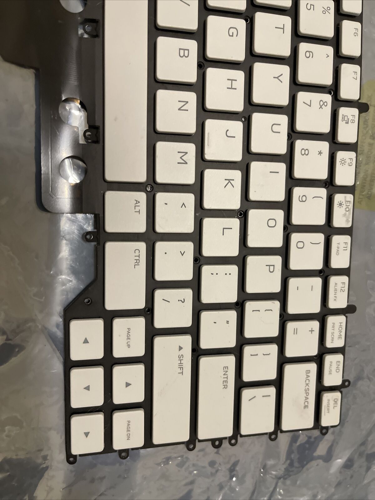 Genuine OEM Dell Alienware M15 R2 2019 Lunar Light RGB Laptop Keyboard Y79F6
