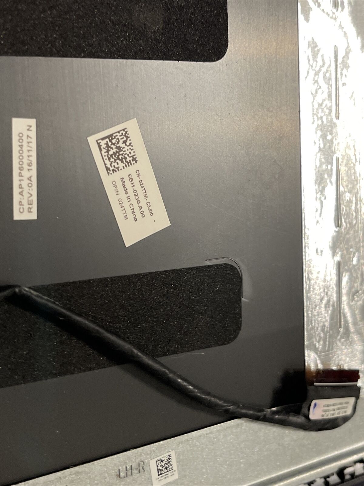Genuine Dell Inspiron 15 5567 15.6" LCD Back Cover  cam hinges 24TTM GradeA B9