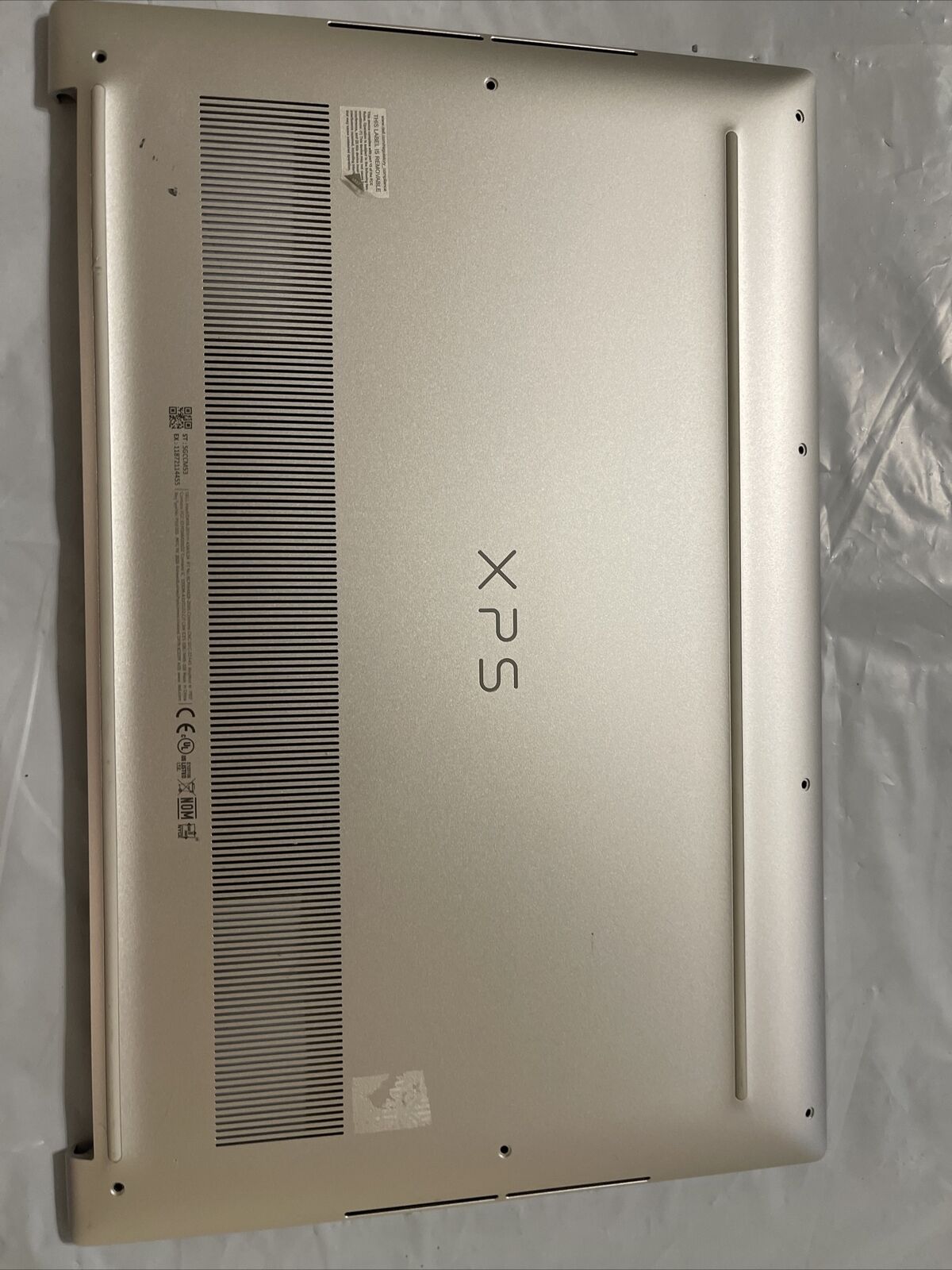 Genuine Dell  XPS 15 (9500) Bottom Base Metal Cover KVD7H 0KVD7H DWT74 0DWT74 B6