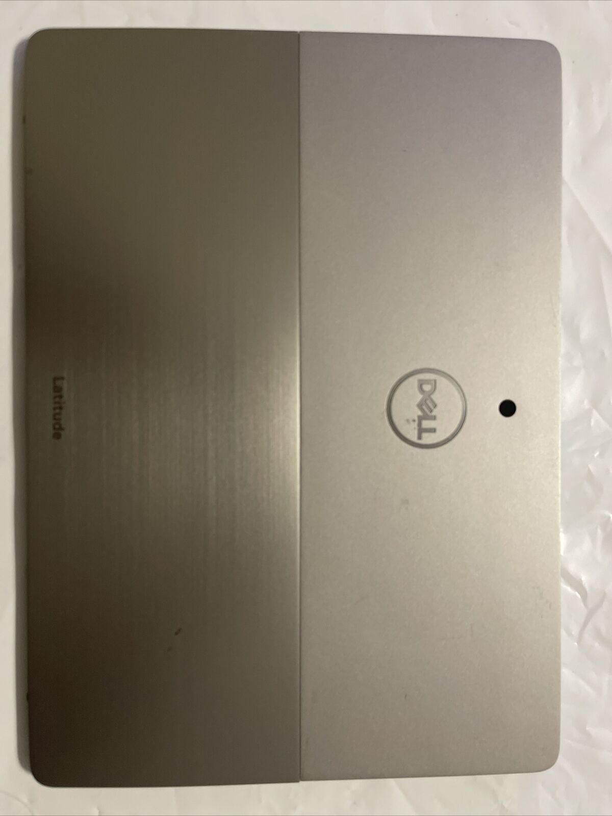 Genuine Dell Latitude 7200 2-in-1 Tablet LCD Back Cover W/ Speakers  VCDRT B7 H5