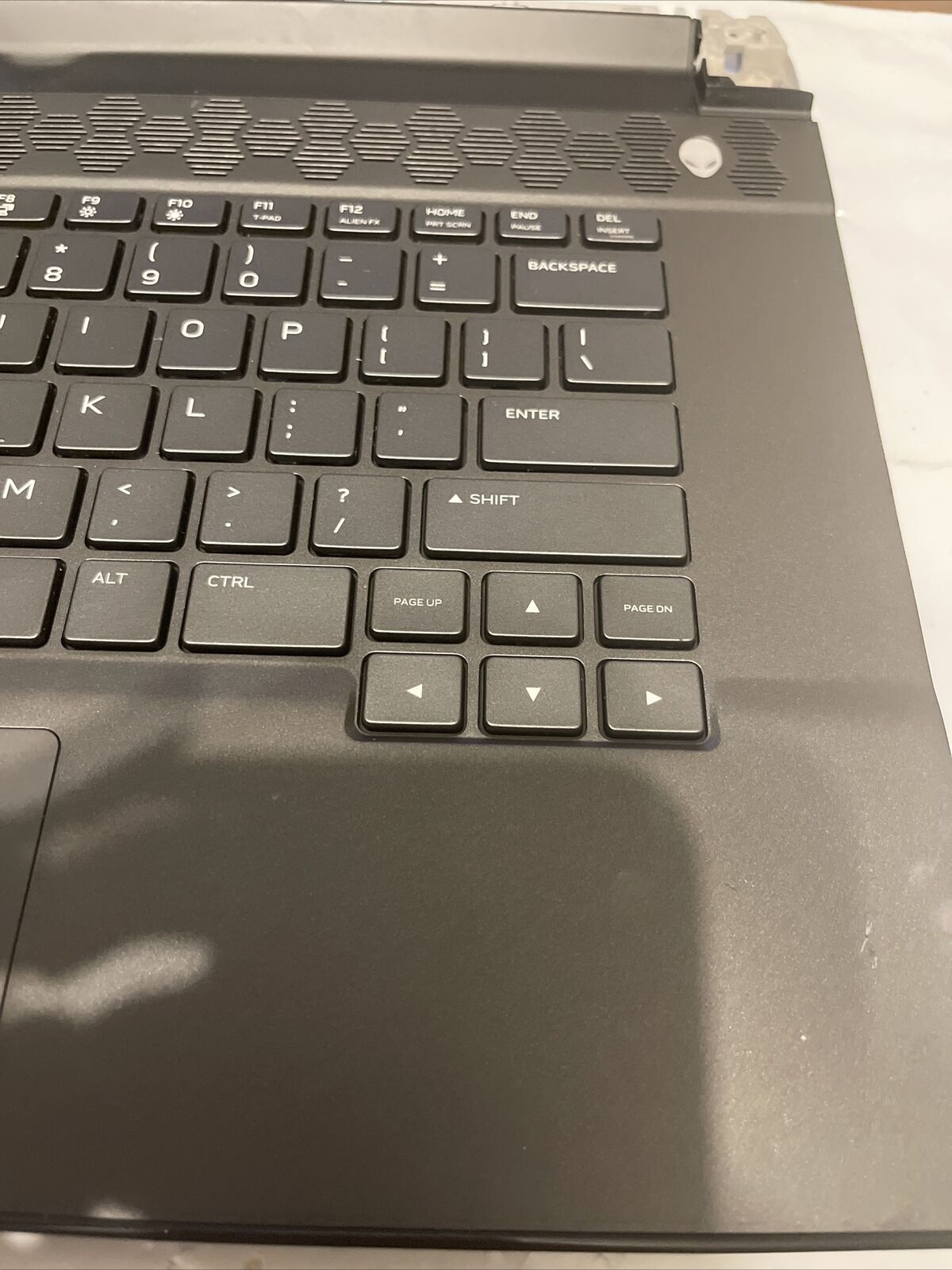 3DYGJ 03DYGJ Dell Palmrest With Keyboard US Black For Alienware15 M15 R3 P6