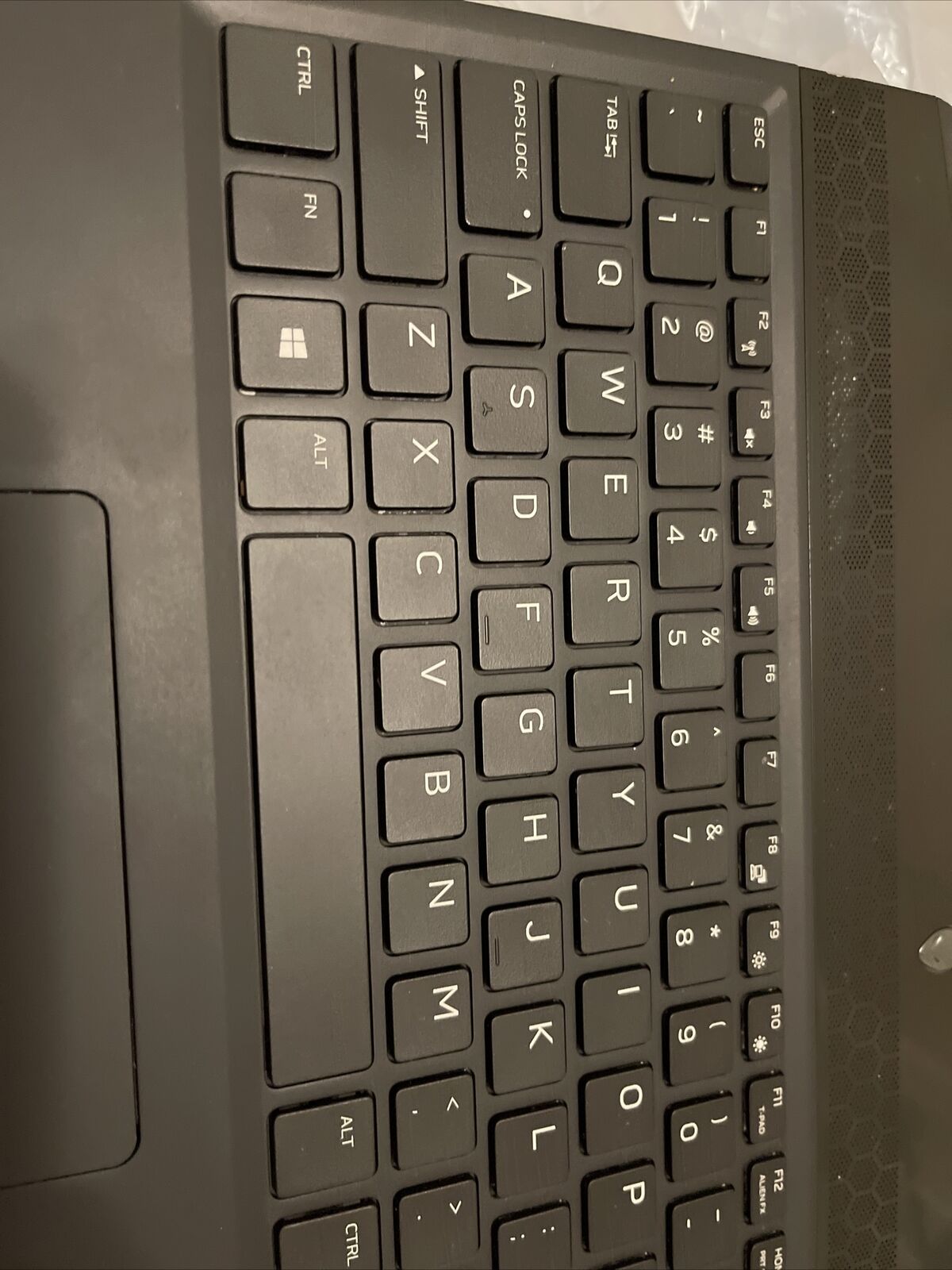 Dell Alienware M15 15.6" Genuine Laptop Palmrest Touchpad Keyboard VNPDJ H1 P2