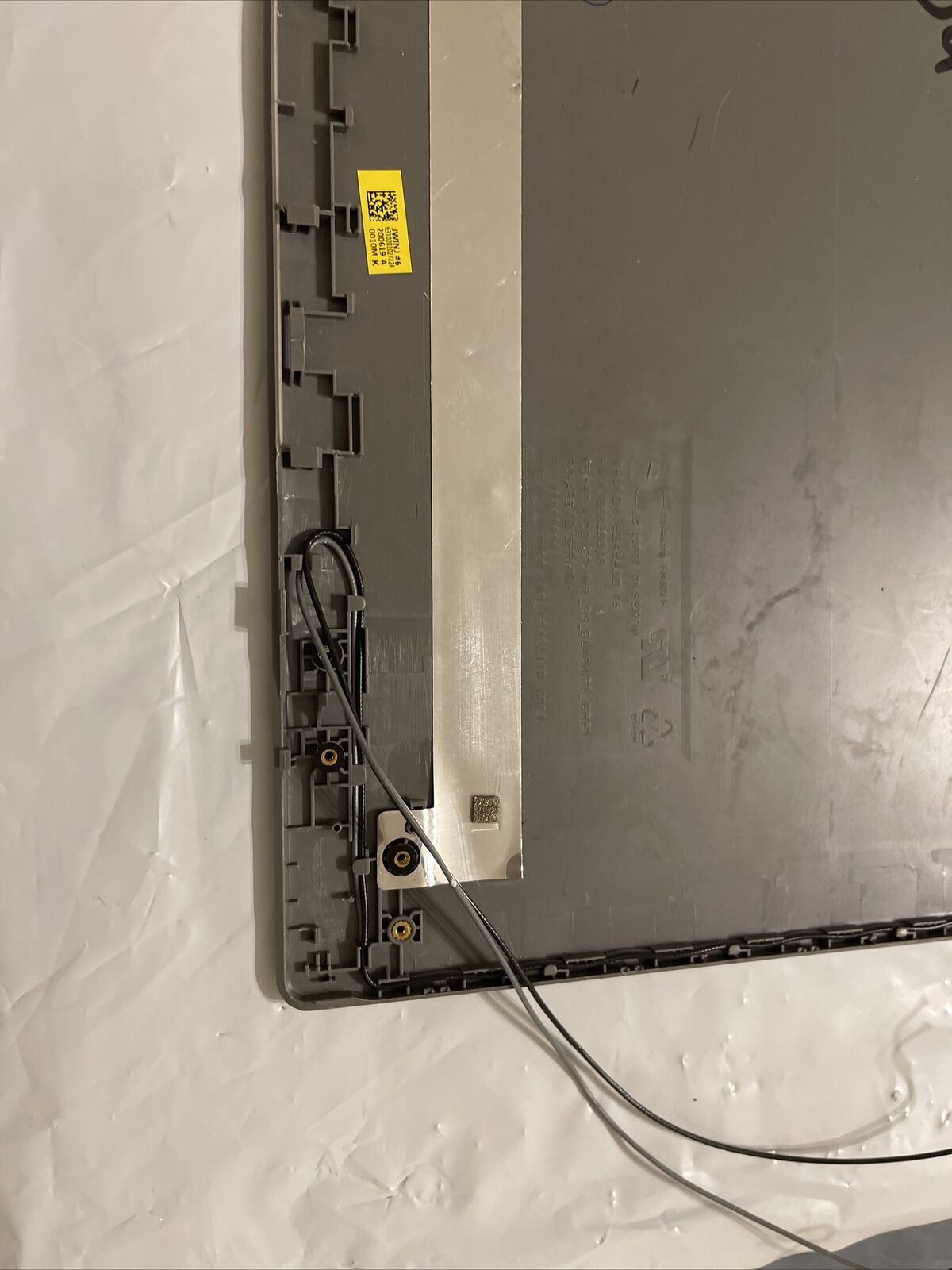 Genuine Lenovo Ideapad S145-15IWL Laptop Back Cover Silver AP1A4000210 Ata H1 d4