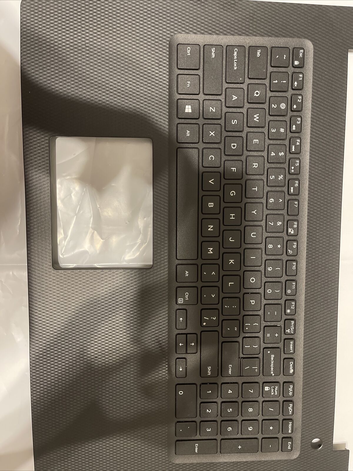 GENUINE Dell Inspiron 17 3780 Palmrest Touchpad US Keyboard -TXN14- P/N 8NH2X P1