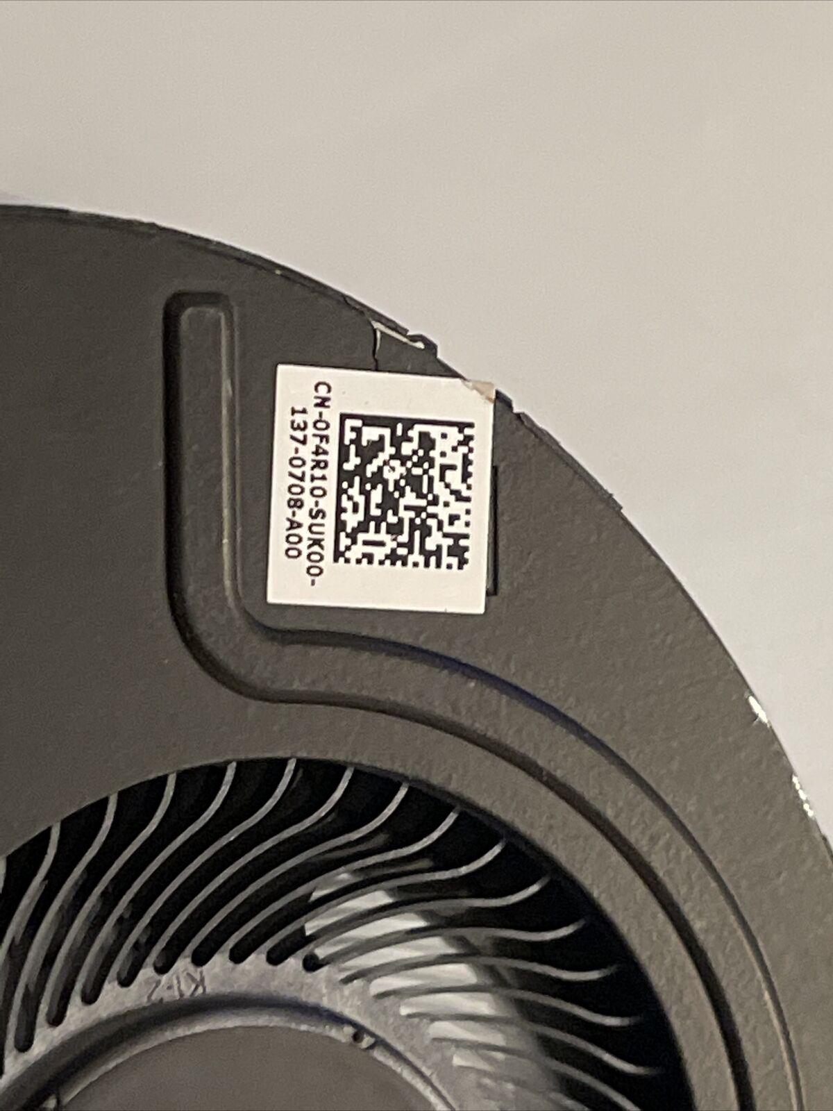 DELL Inspiron 14 7400 Cpu cooler fan EG50040S1-CK30-S9A F4R10 023.100JA.0001