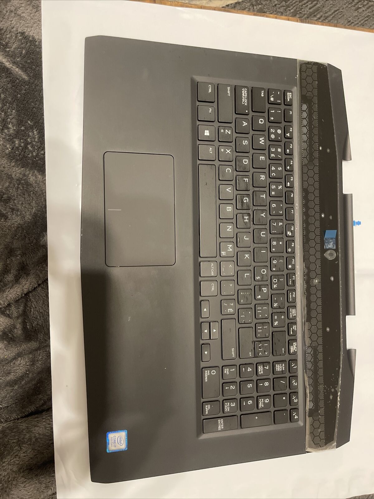 Genuine Dell Alienware M17 Laptop Palmrest Top Cover Assembly GYGKG 0GYGKG P6 T2