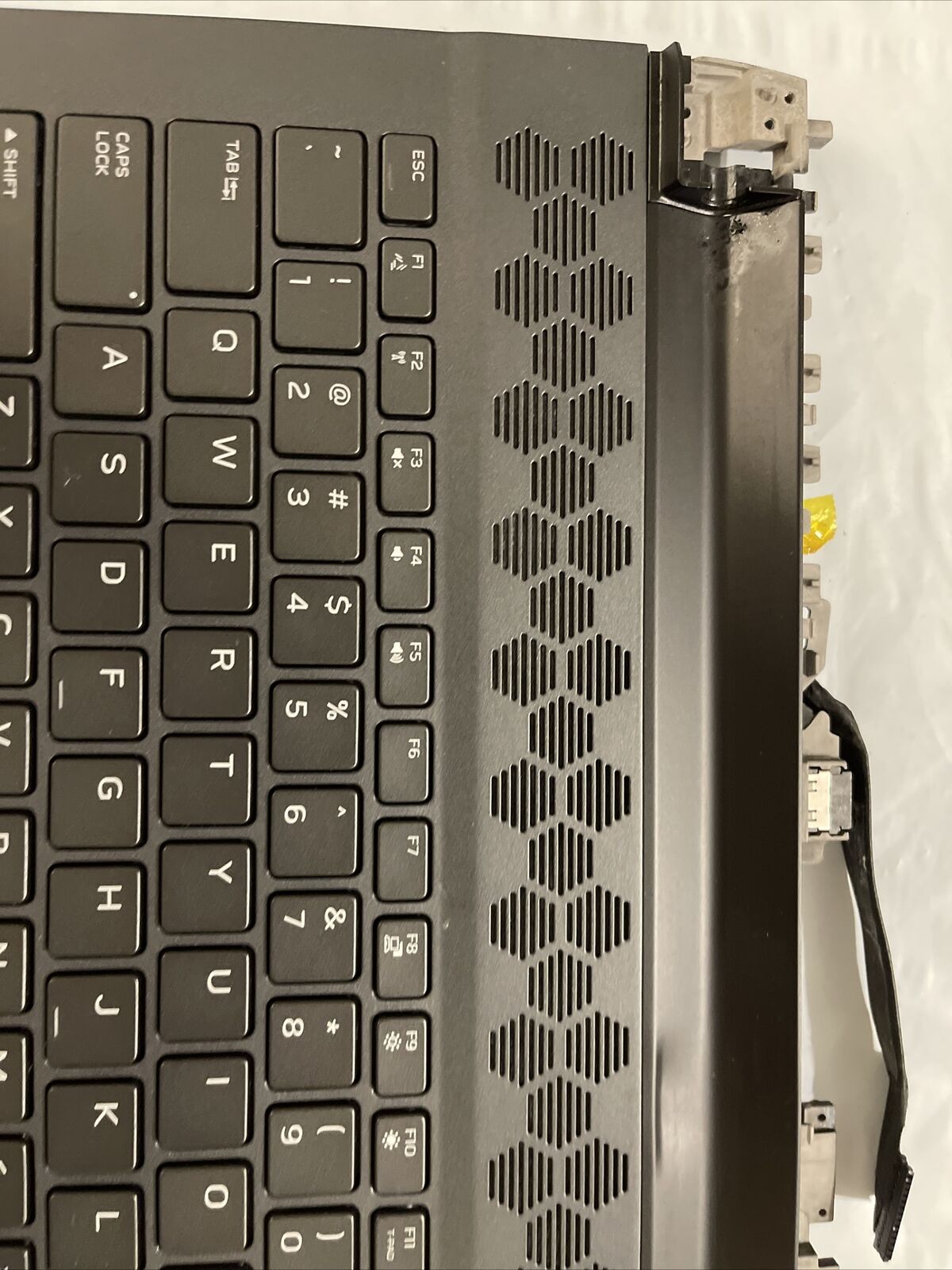 Dell Alienware M17 R3 Palmrest Upper Case/w Keyboard  0CF7YR 00KP6D BLACK H1 P1