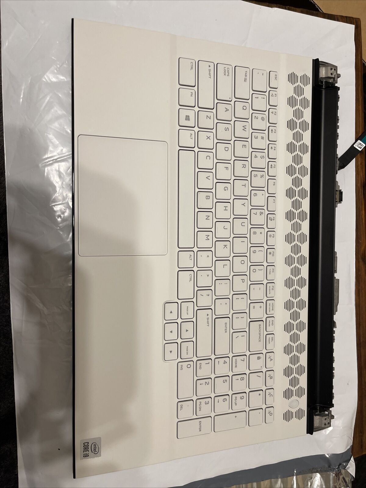 Dell Alienware M17 R3 Palmrest Keyboard Lunarlight Speaker Extra 00KP6D 0KP6D P8