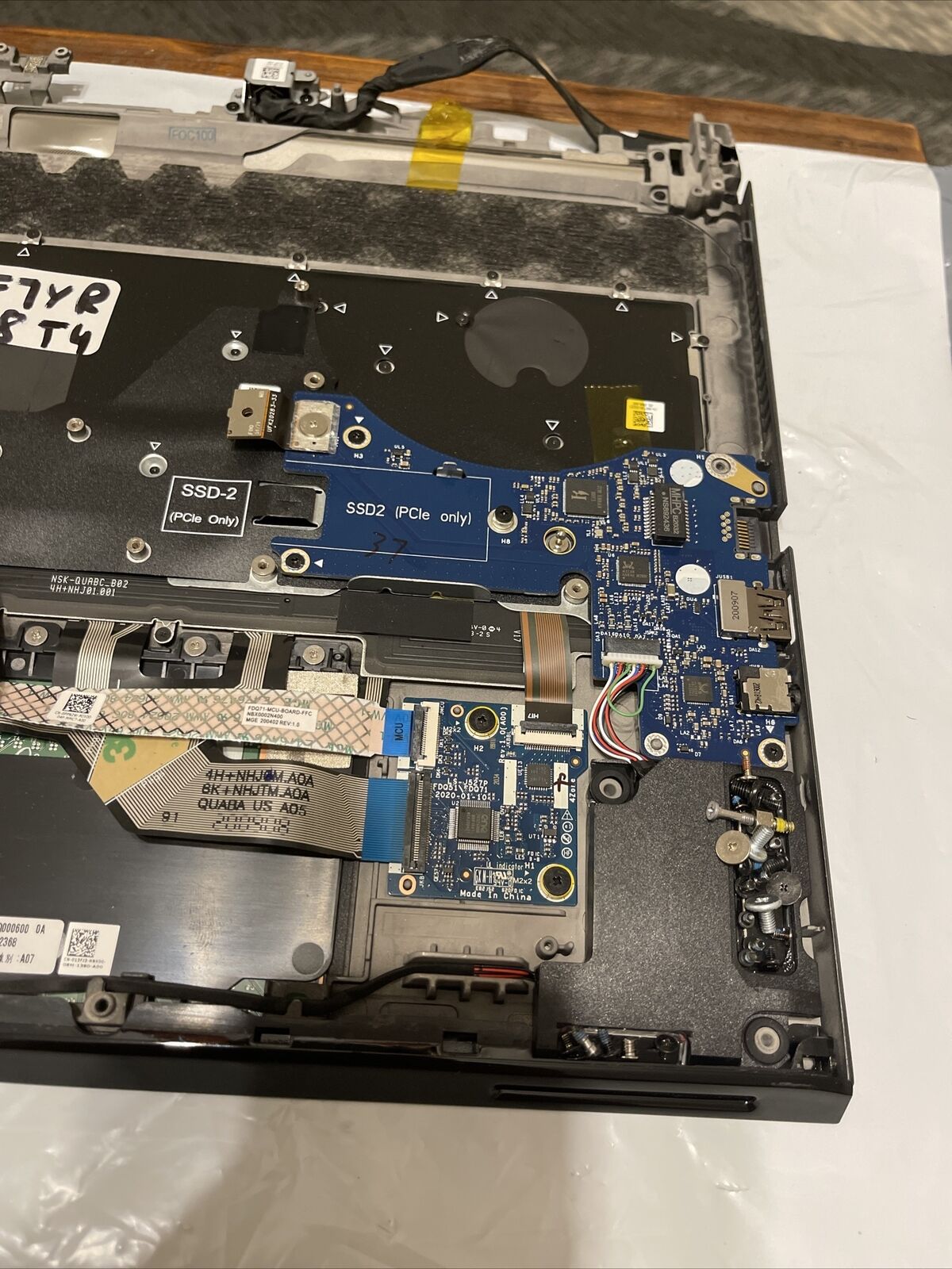 Dell Alienware M17 R3 Palmrest Upper Case/w Keyboard  0CF7YR 00KP6D BLACK P8 T4