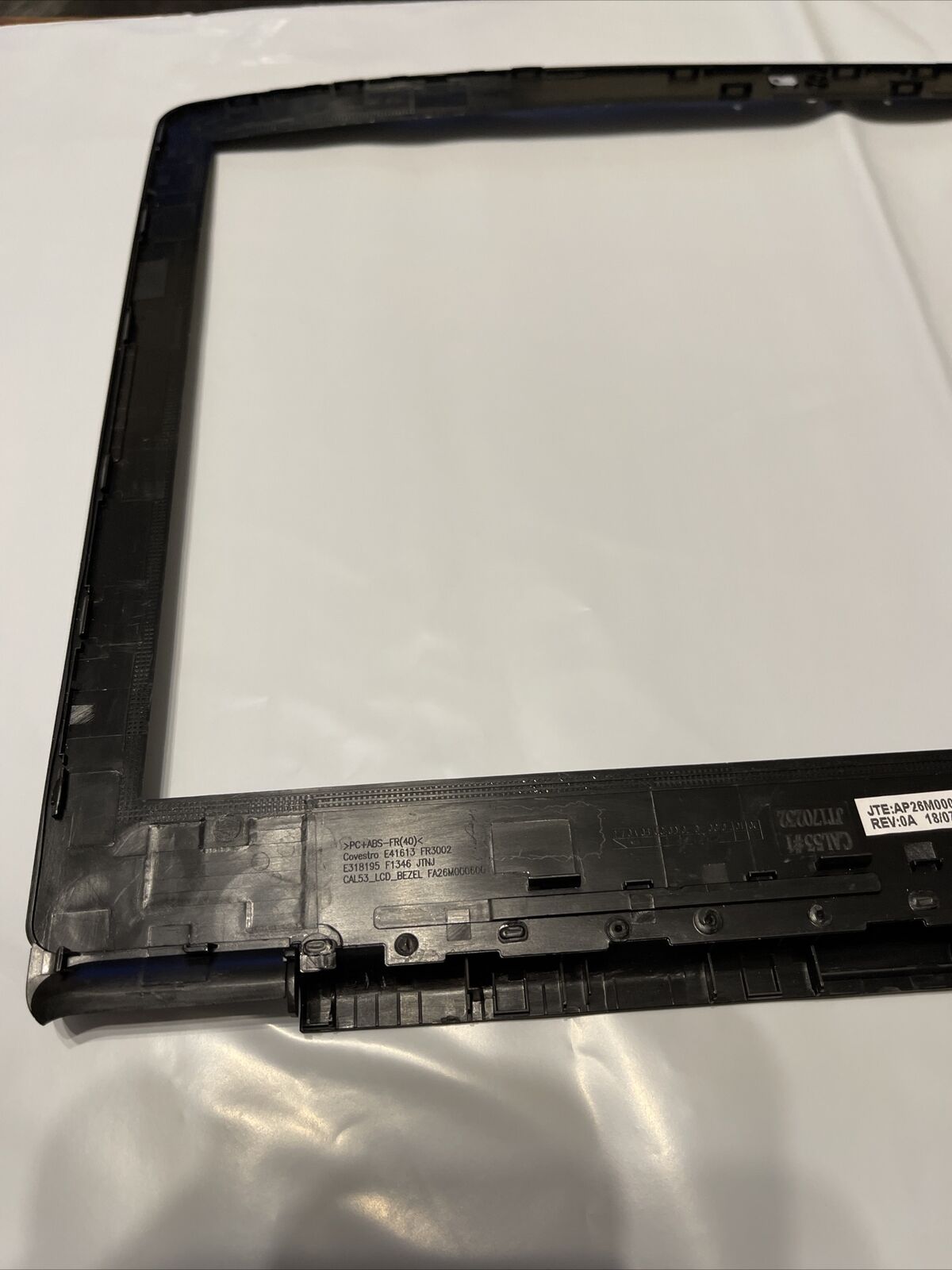 Dell Inspiron G3 15 3579 LCD Front Trim Cover Bezel Cover  N8X5G  HUG 07 N1