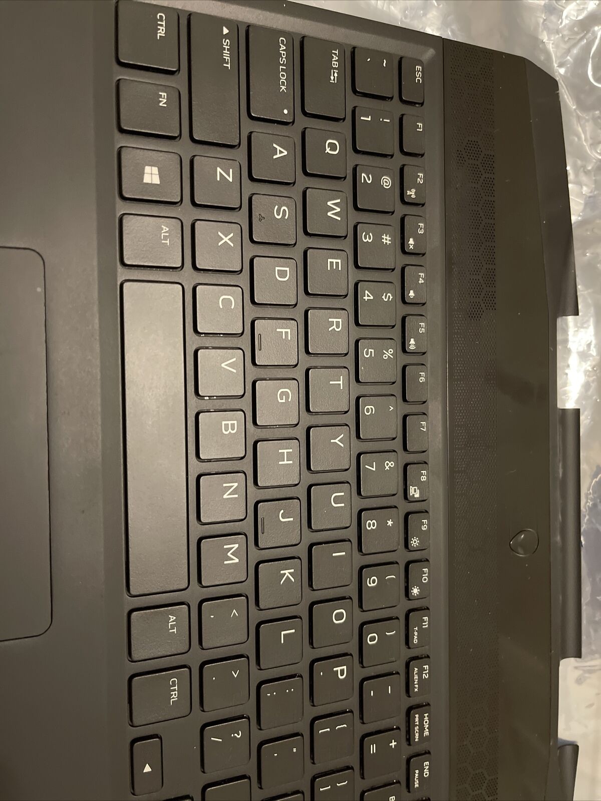 Dell Alienware M15 15.6" Genuine Laptop Palmrest Touchpad Keyboard VNPDJ H1 P2