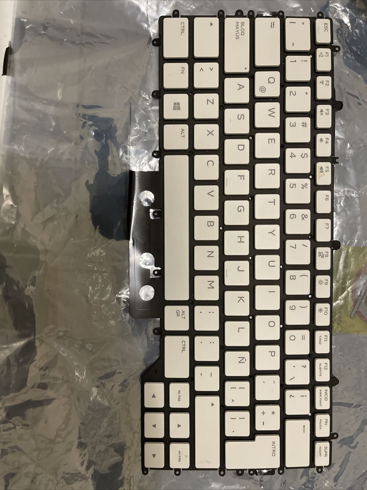 OEM Dell Alienware m15 R3 / m15 R4 White Laptop Spanis Backlit Keyboard X9JC1 H2