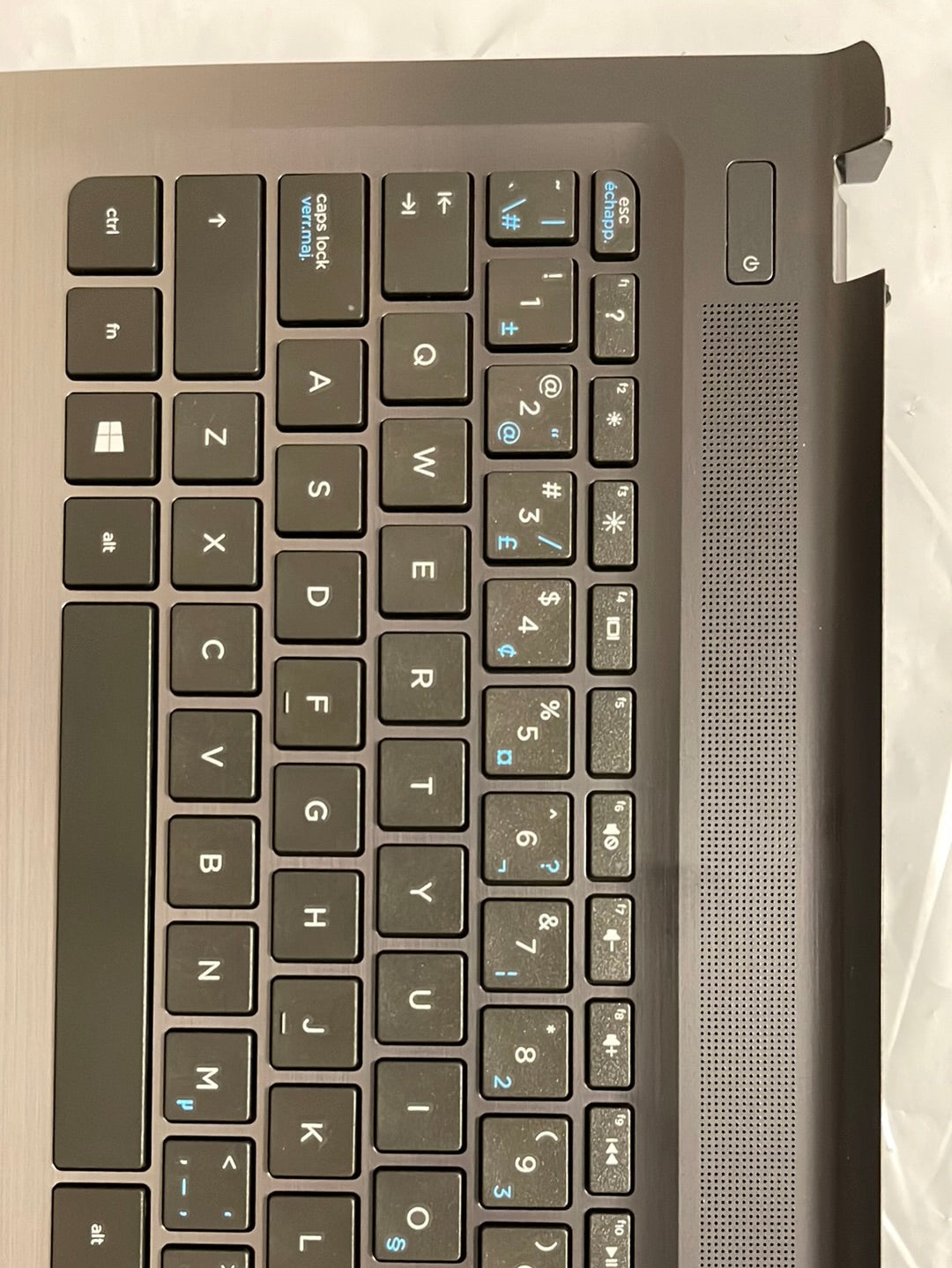 New Genuine Oem HP Pavilion US French version Keyboard Palmrest Touchpad843120-DB1/841944- DB1